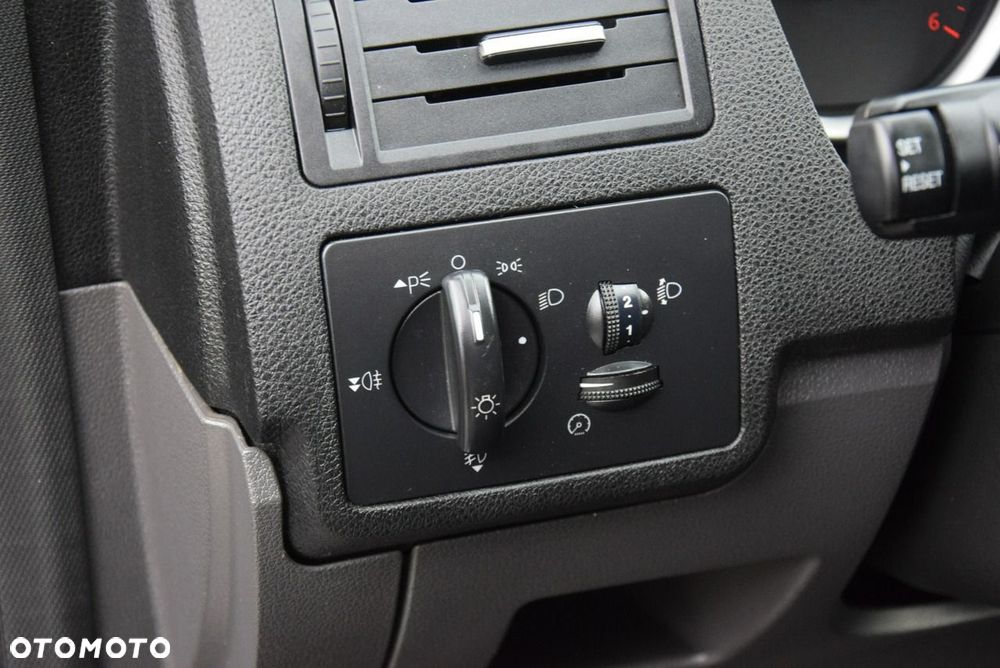 Ford Kuga - 39
