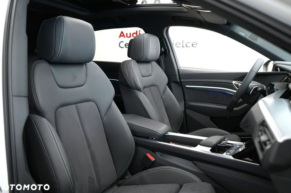 Audi Q8 - 29