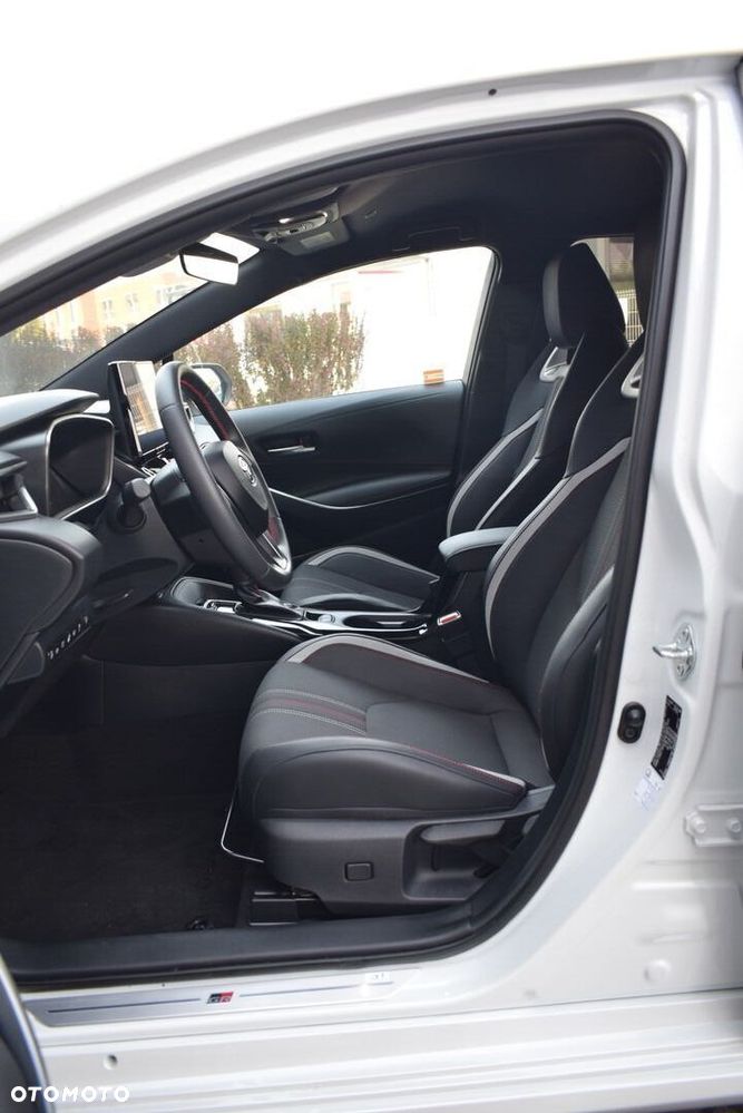 Toyota Corolla 1.8 Hybrid GR Sport - 10
