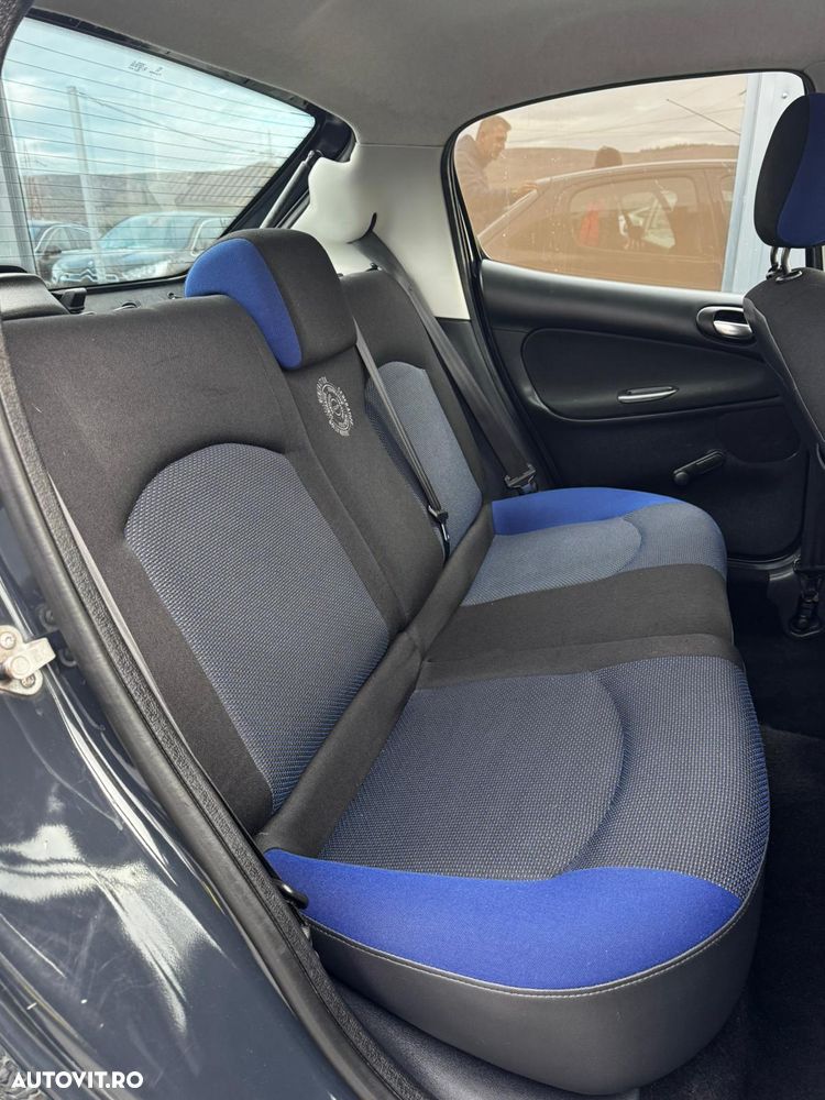 Peugeot 206 1.1 E Urban - 24