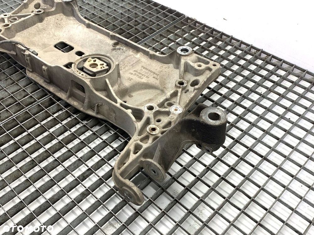 BELKA POD SILNIK  VW SHARAN (7N1, 7N2) 2010 - 2022 2.0 TDI 130 kW [177 KM] olej napędowy 2013 - - 4