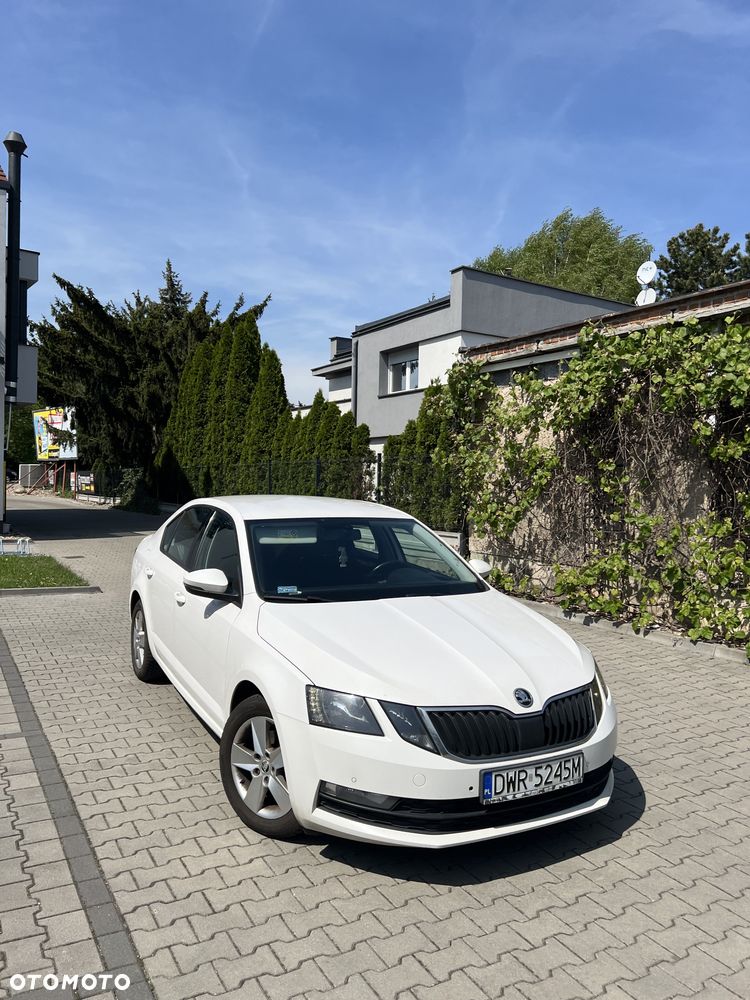 Skoda Octavia 1.4 TSI Ambition - 4
