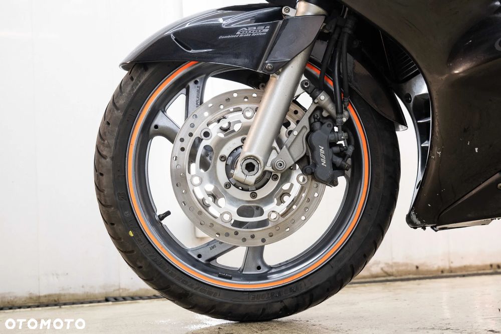 Honda ST - 32