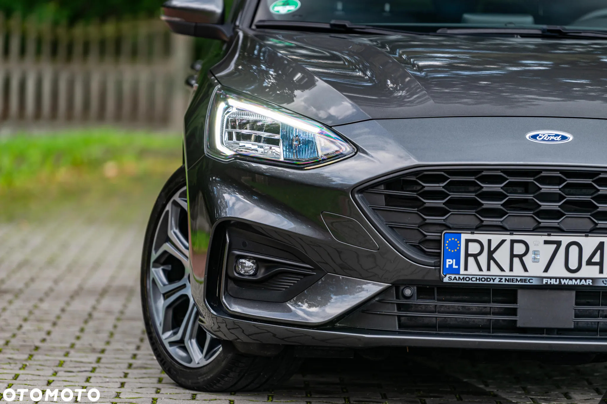 Ford Focus 1.0 EcoBoost Hybrid ST-LINE - 13