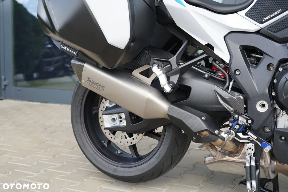 BMW S - 19