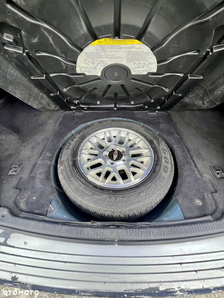 Jeep Grand Cherokee - 13