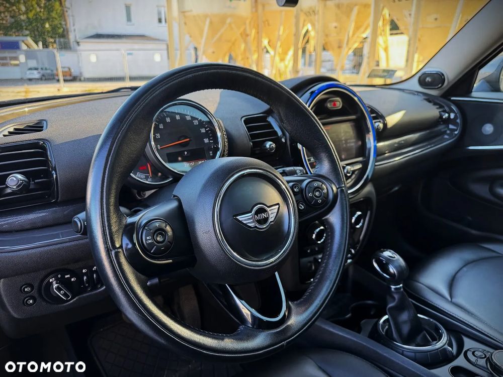 MINI Clubman - 16