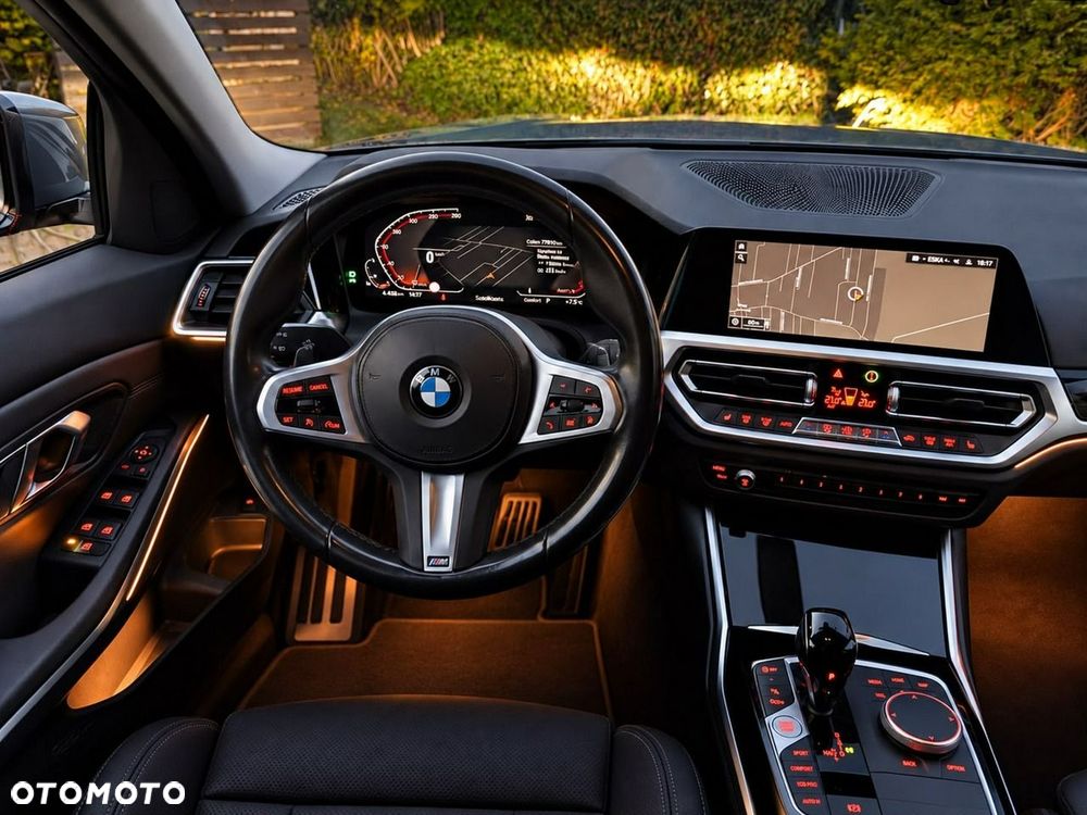 BMW Seria 3 320i Edition M Sport Shadow - 36