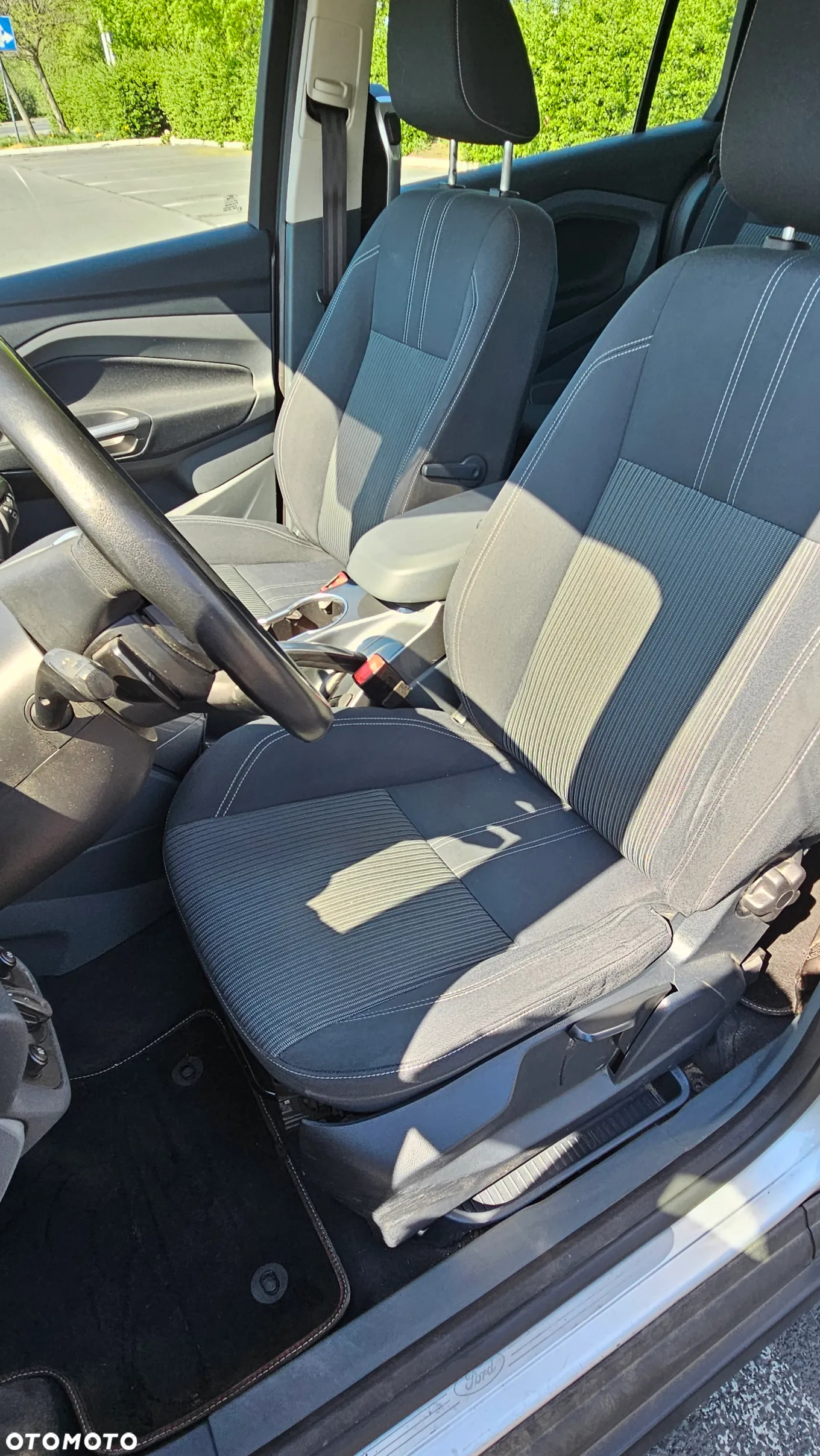 Ford Grand C-MAX 1.6 TDCi Titanium - 9