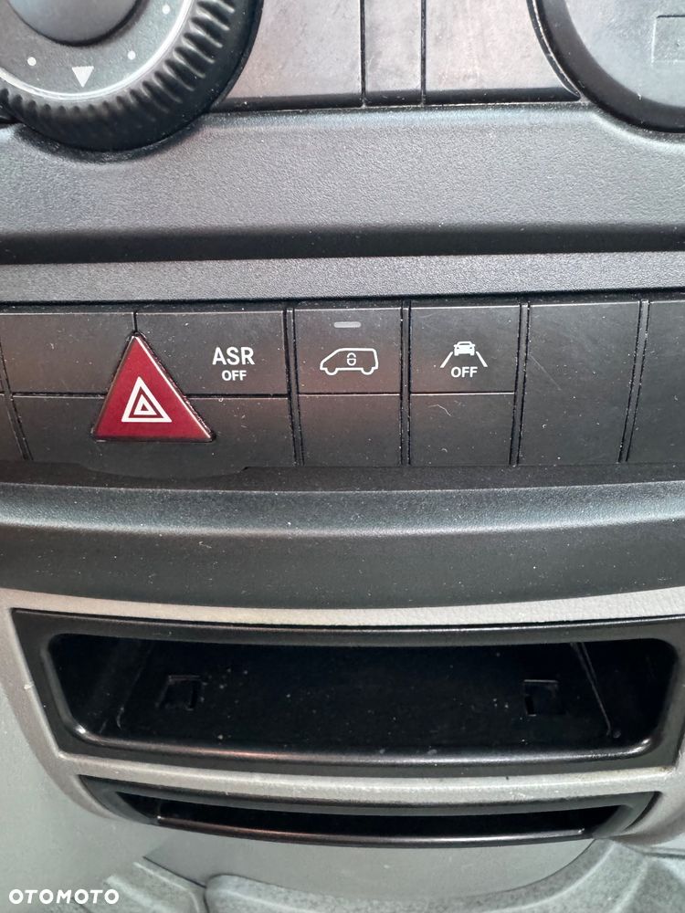 Mercedes-Benz Sprinter 519 CDI Max - 40