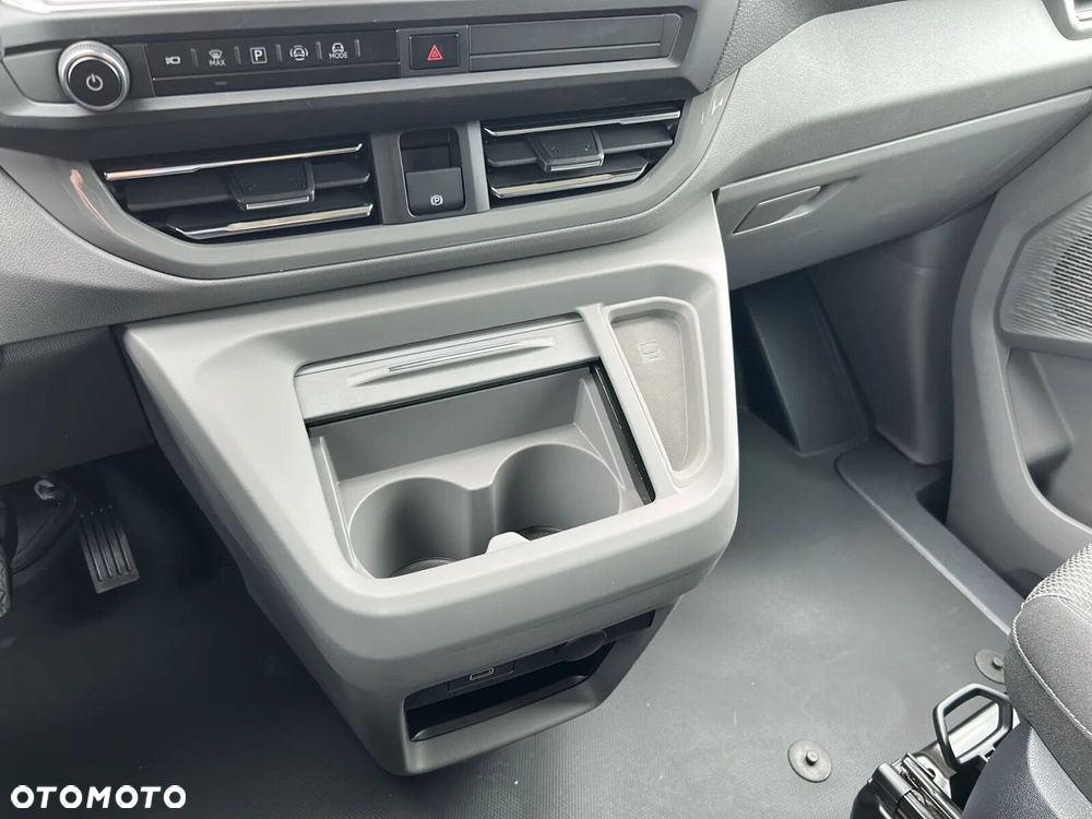 Volkswagen Transporter Furgon PLUS Edition/5-cio osob./AUTOMAT (L2) 2.0 TDI 170KM, r.o. 3500 mm - 32