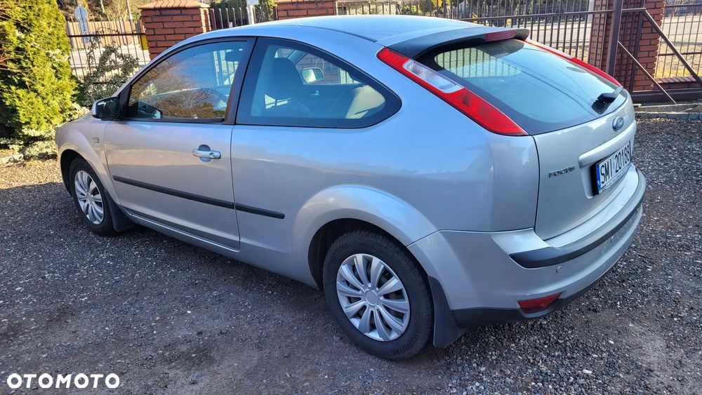 Ford Focus 1.8 Style - 4