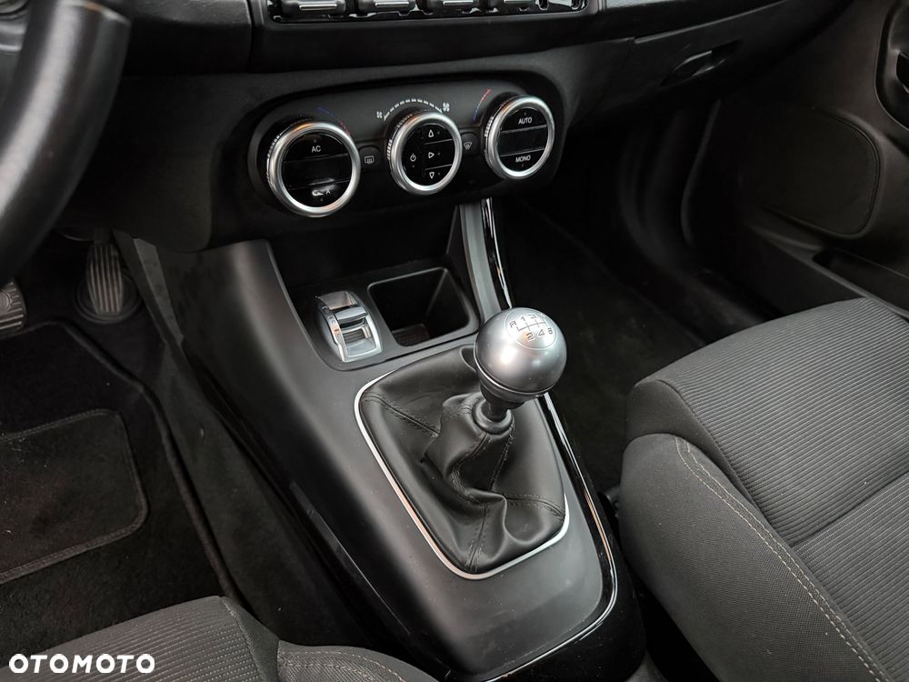 Alfa Romeo Giulietta 1.4 TB 16V Sport - 17
