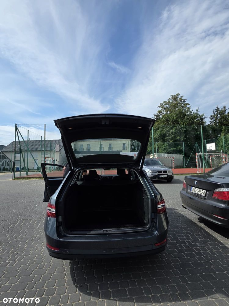Skoda Superb 1.5 TSI ACT Ambition - 8