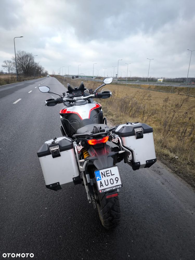 Ducati Multistrada - 12