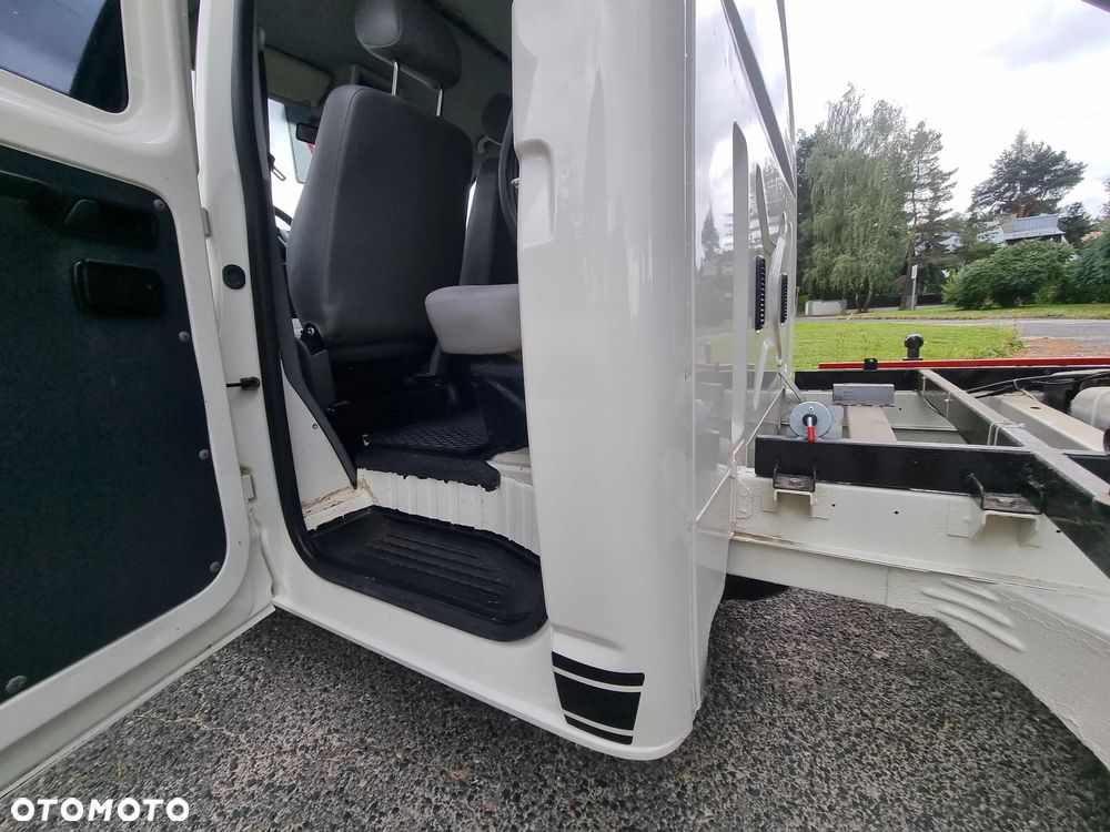 Volkswagen T5 - 26