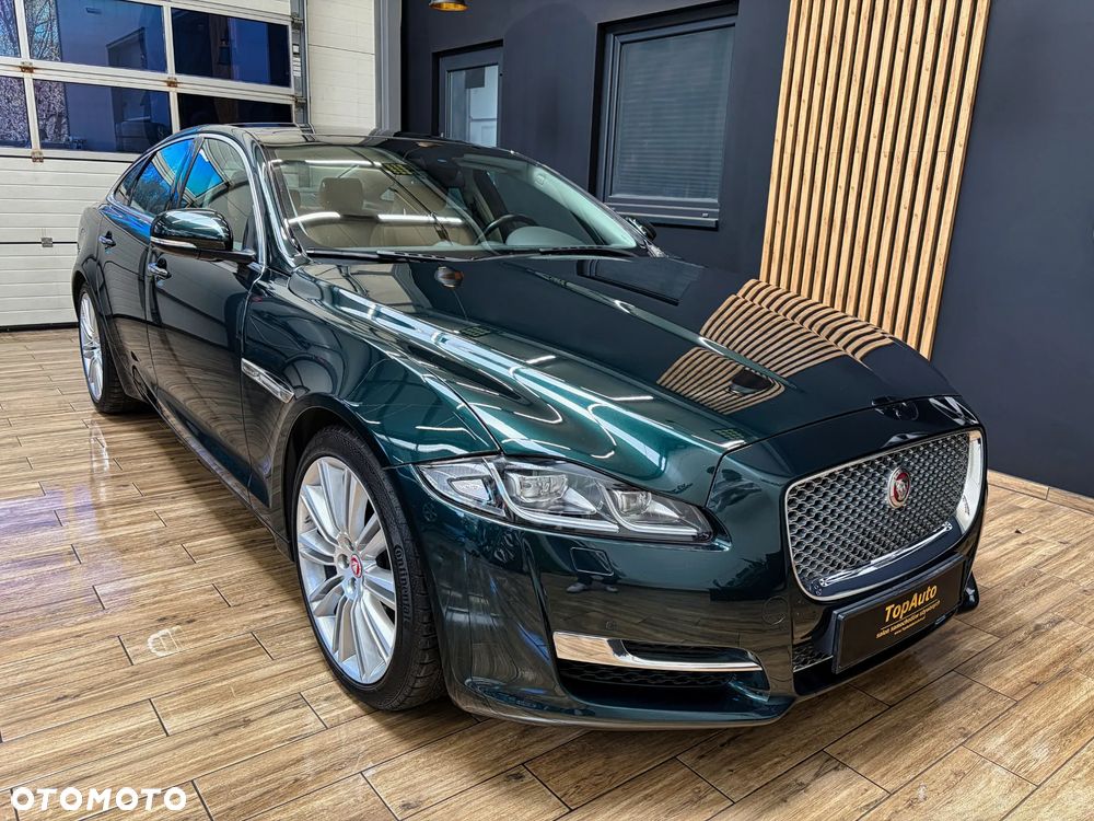 Jaguar XJ 3.0 D V6 Premium Luxury - 5
