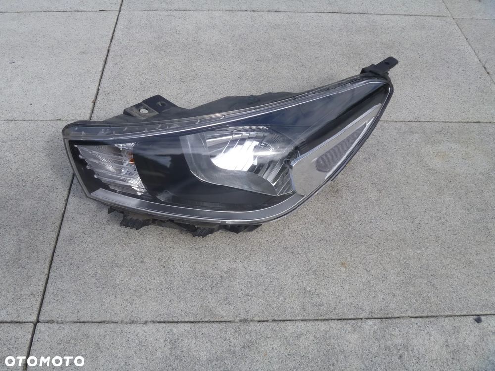 KIA RIO IV LAMPA PRZEDNIA LEWA ZWYKŁA IGŁA ORYGINAŁ 92101 H8 EUROPA - 1