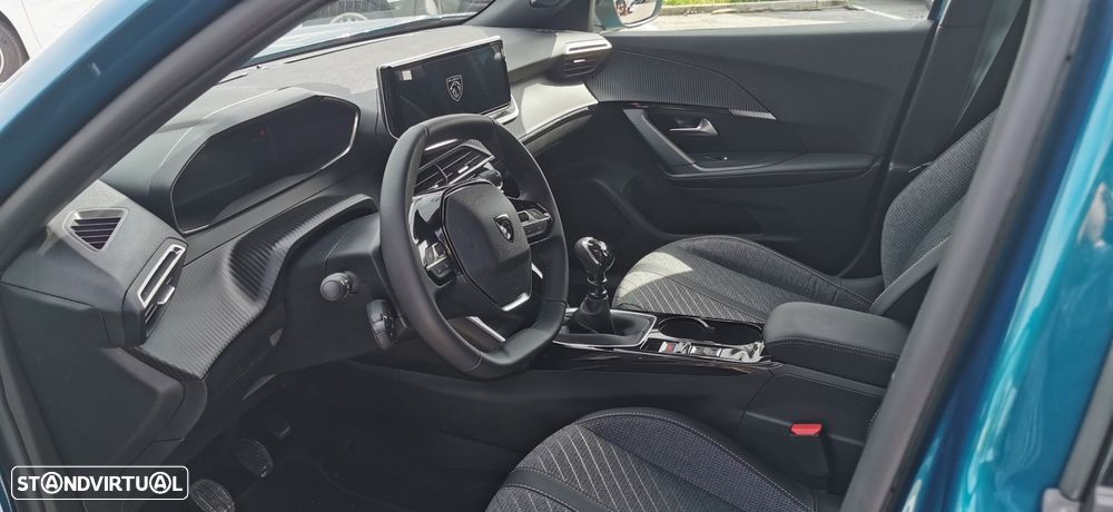 Peugeot 2008 1.2 Allure - 9