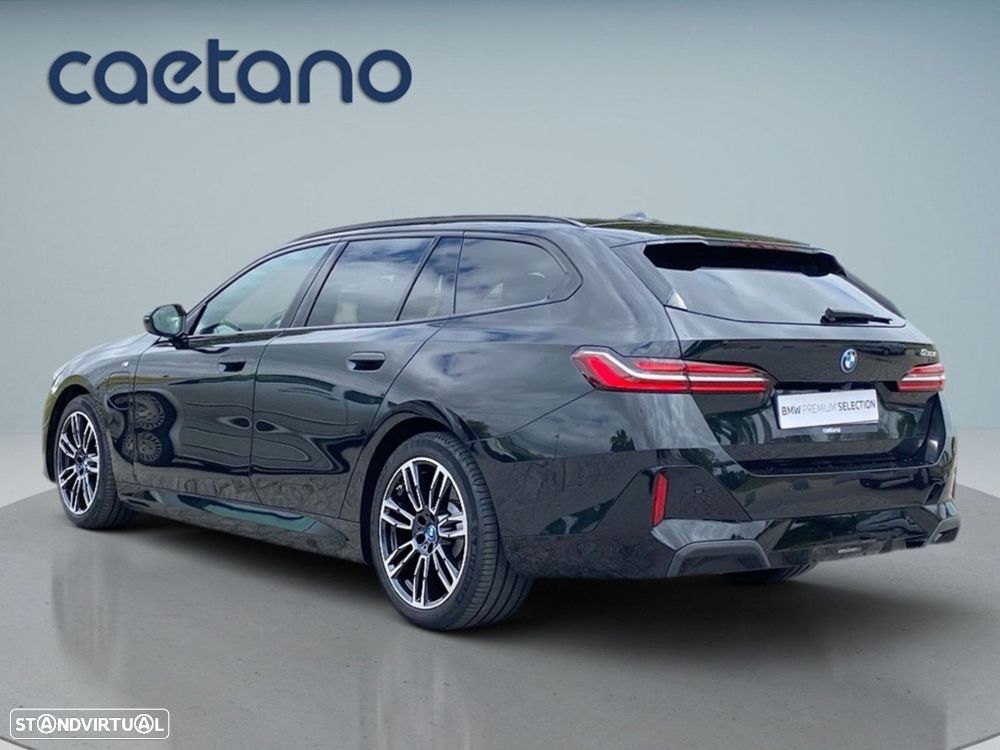 BMW 530 e Pack Desportivo M — fotografia 5