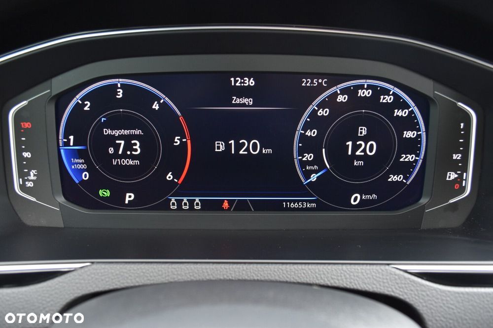 Volkswagen Passat - 13