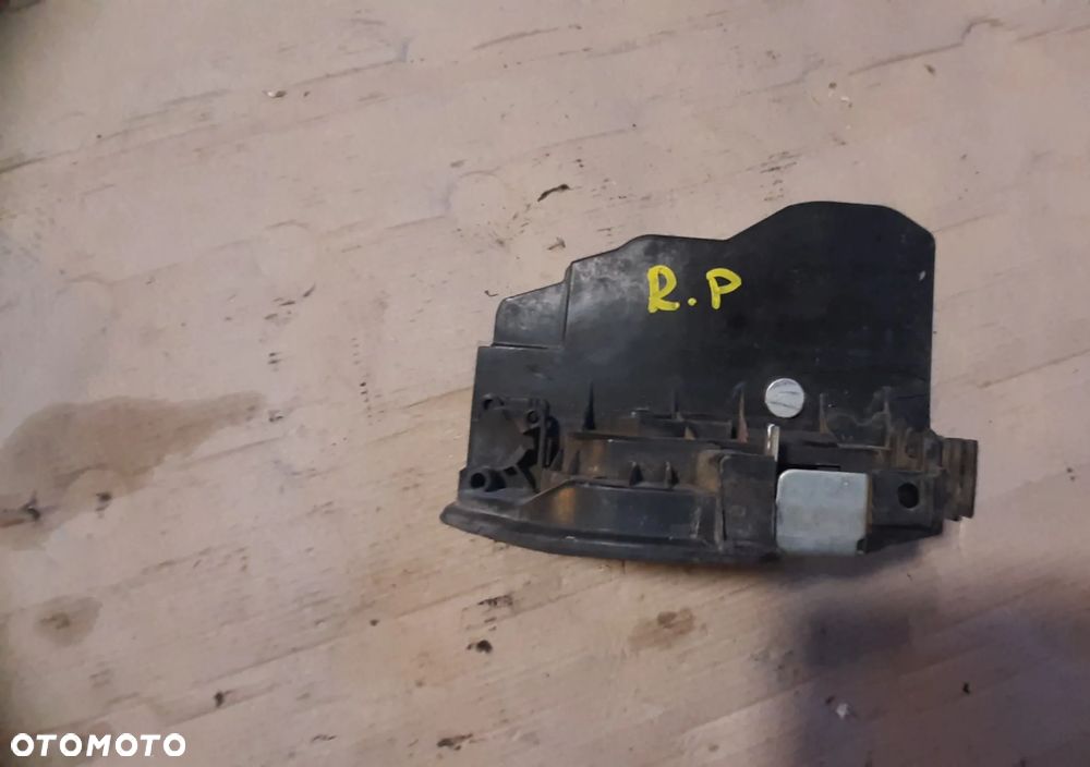 Zamek prawy drzwi przód MINI COUNTRYMAN R60 - 1