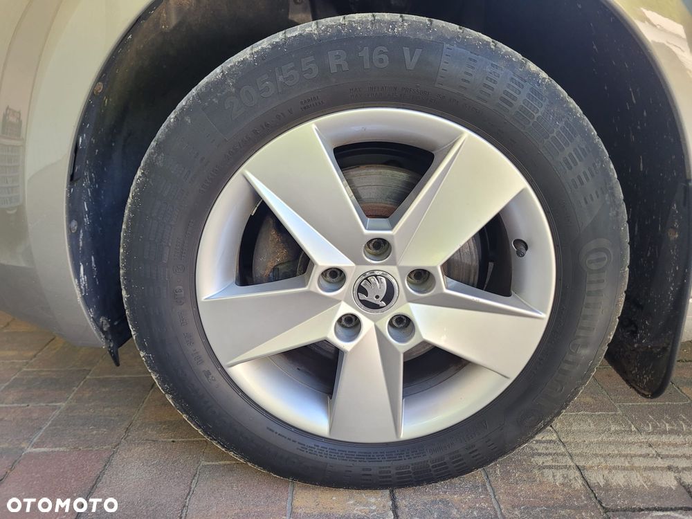 Skoda Octavia 2.0 TDI Elegance - 36