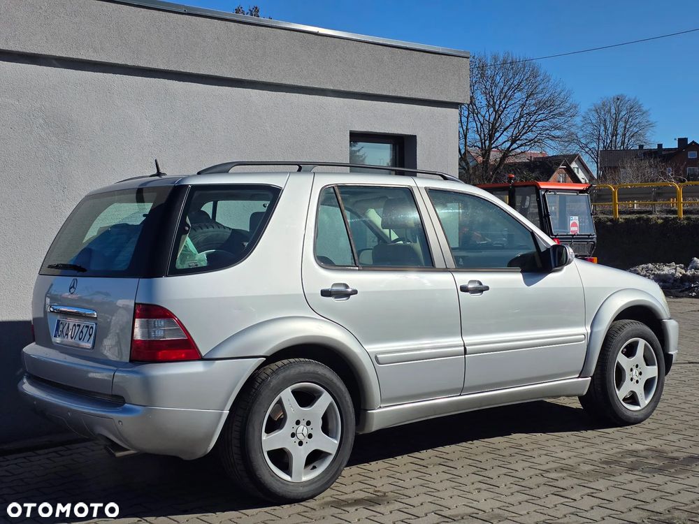 Mercedes-Benz ML 500 - 3