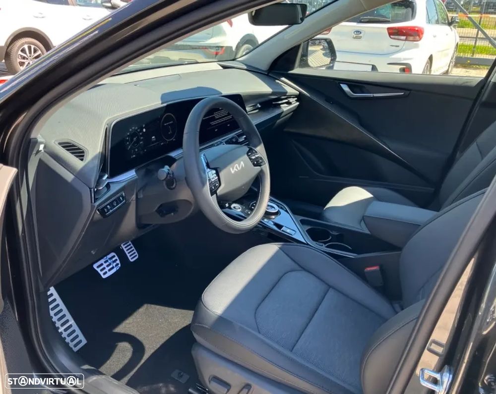 Kia Niro EV e-Niro 64kWh Tech X - 2