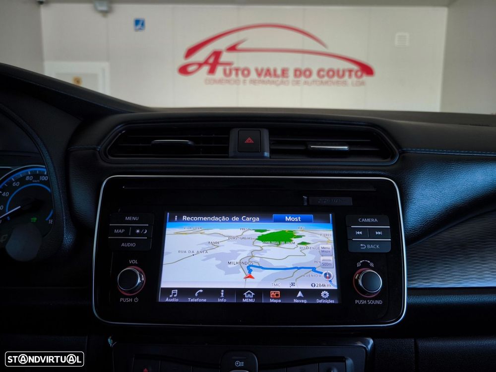 Nissan Leaf N-Connecta - 10