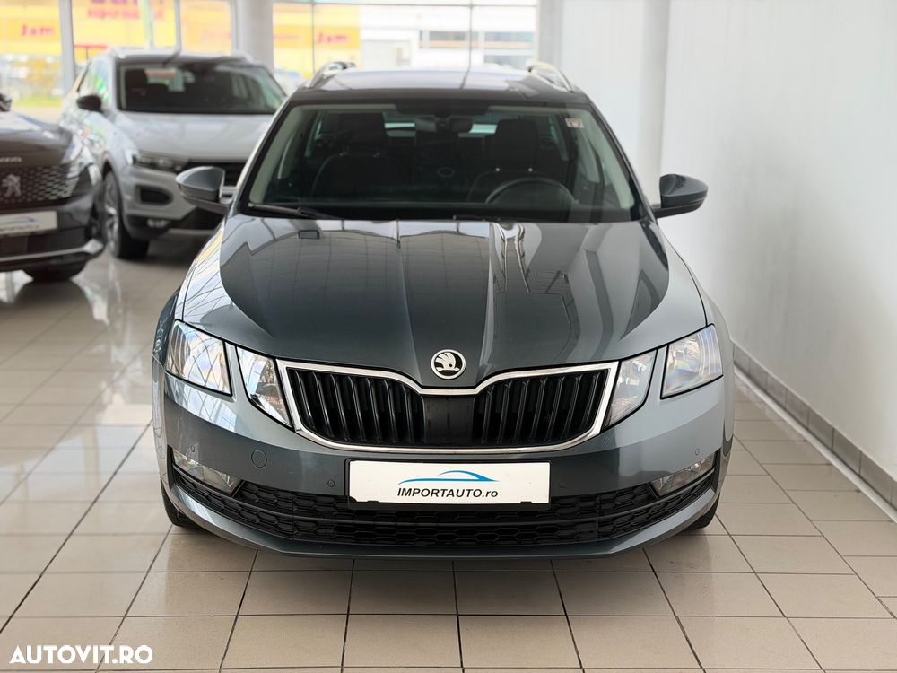Skoda Octavia 1.6 TDI Ambition - 2
