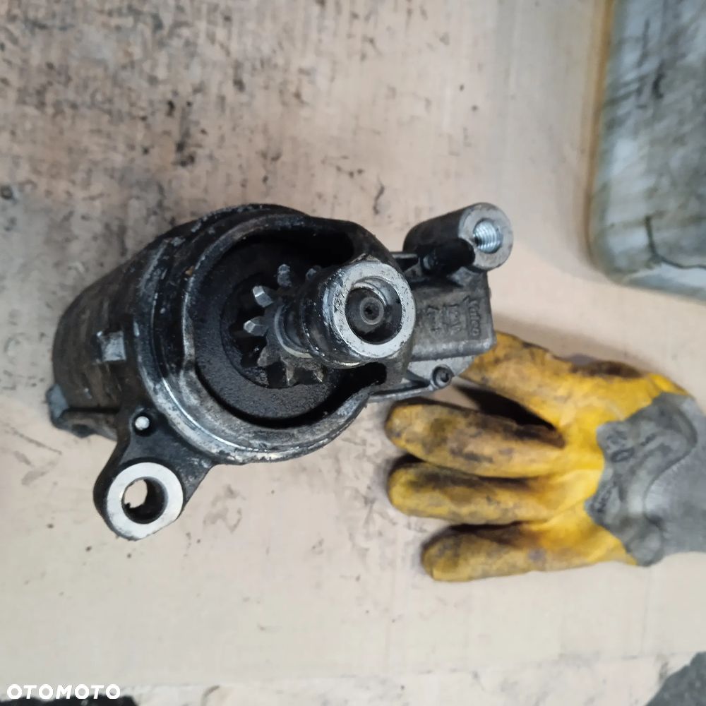 Rozrusznik Audi 3.0TDI 059911022 - 2