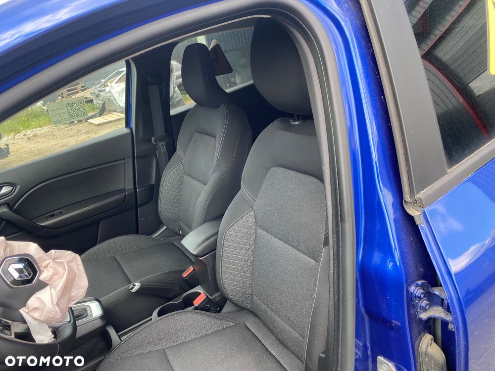 Renault Captur E-TECH Full 145 TECHNO - 9
