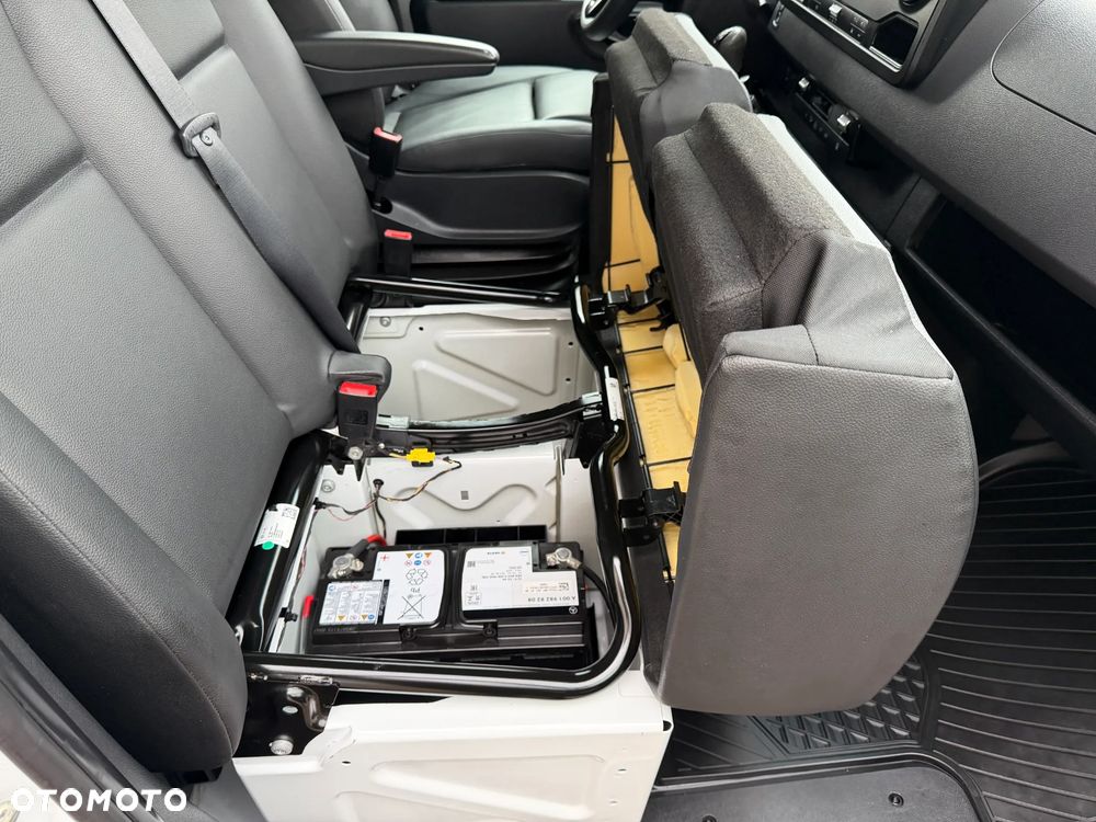 Mercedes-Benz Sprinter 516 Bliźniaki Izoterma Winda - 28