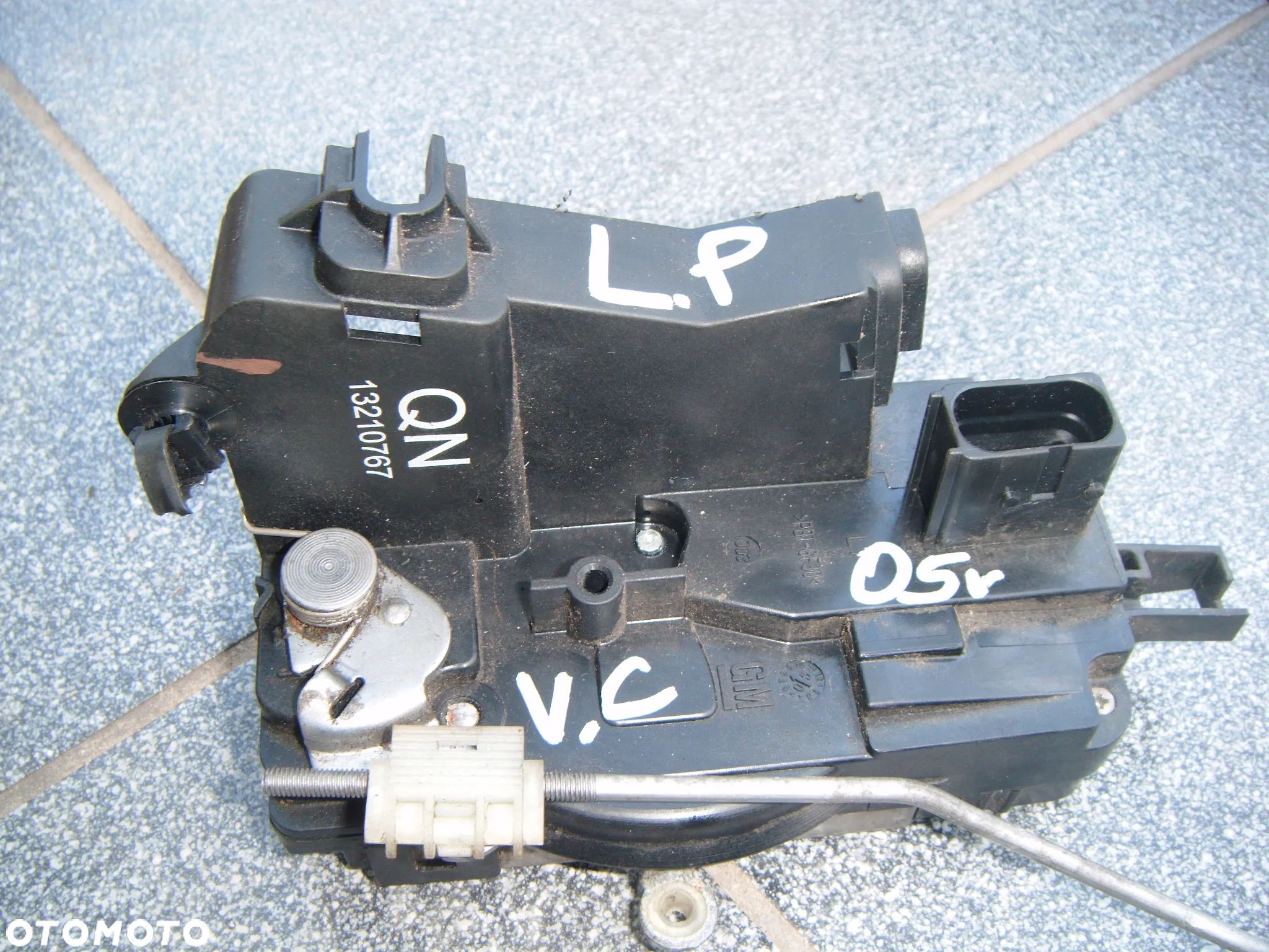 opel vectra c 04r zamek drzwi lewy przód  13210767 - 1