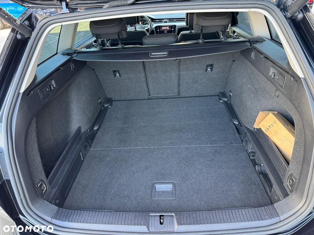 Volkswagen Passat 2.0 TSI Business DSG - 13