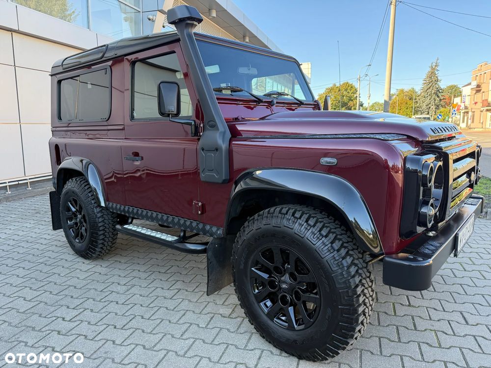 Land Rover Defender - 4