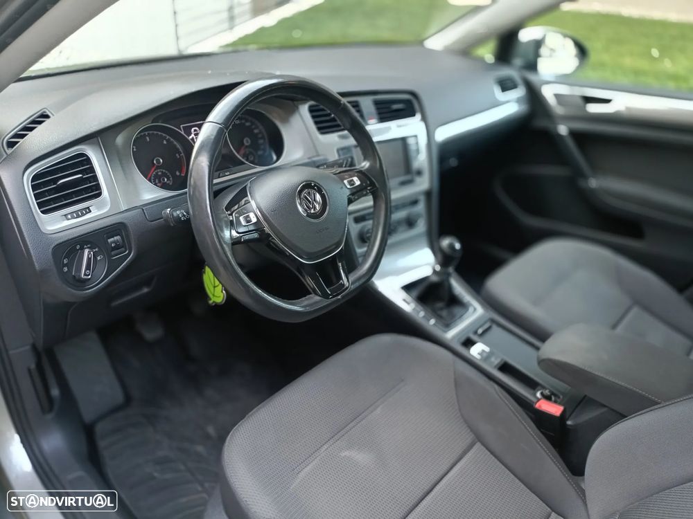 VW Golf Variant 1.6 TDi BlueMotion Confortline - 6