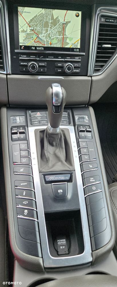 Porsche Macan - 20