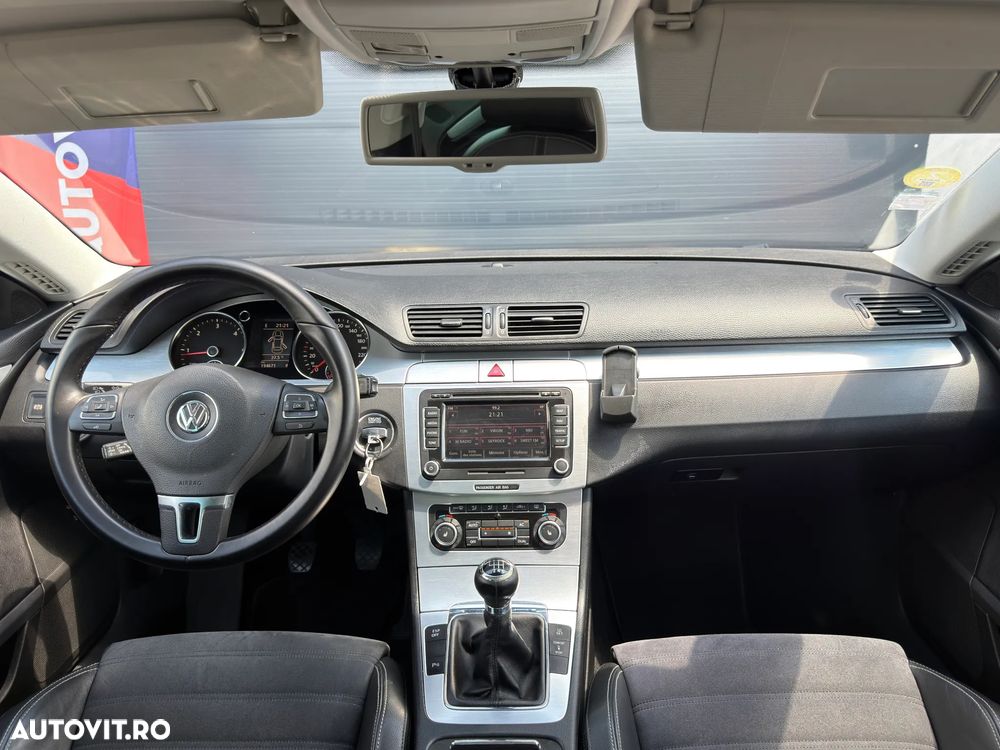 Volkswagen Passat 2.0 TDI DPF R-Line Edition - 2