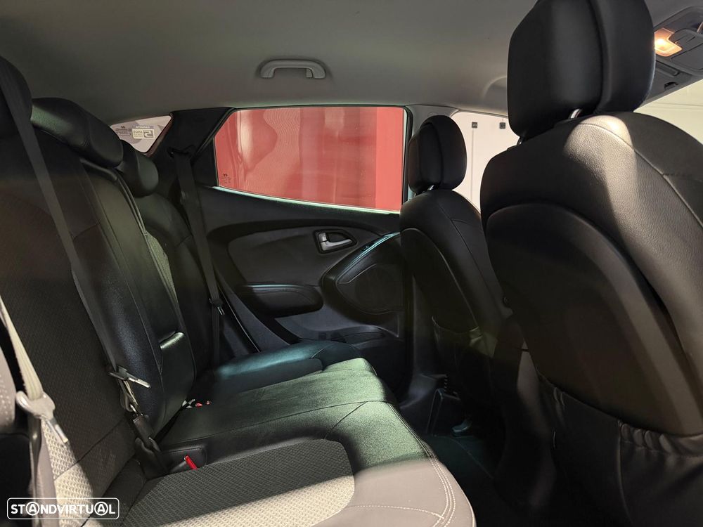 Hyundai ix35 1.7 CRDi VGT Classic - 16