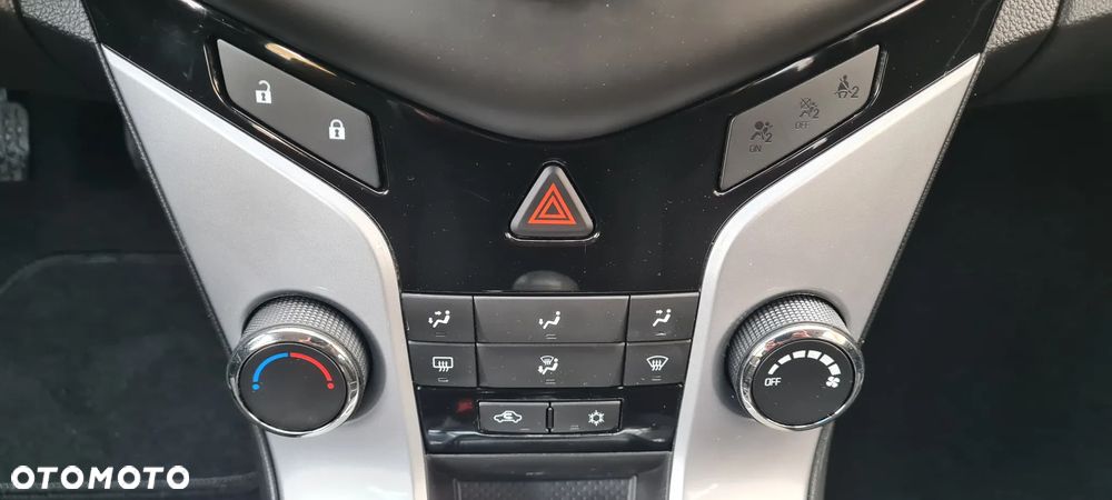 Chevrolet Cruze 1.4T LT+ - 31