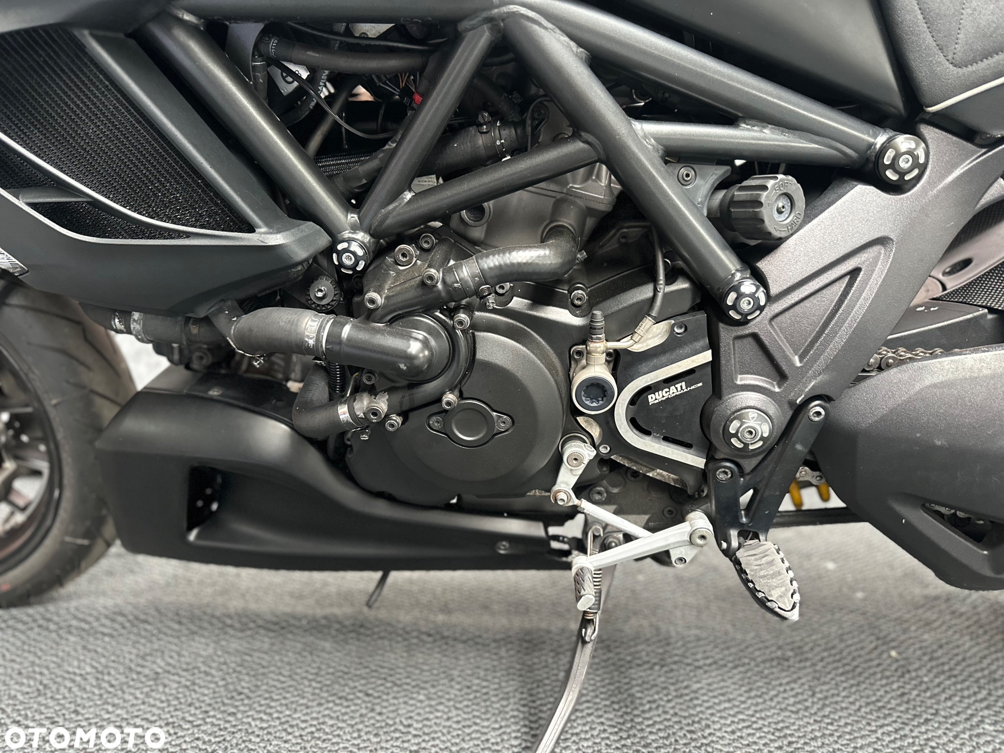 Ducati Diavel - 14