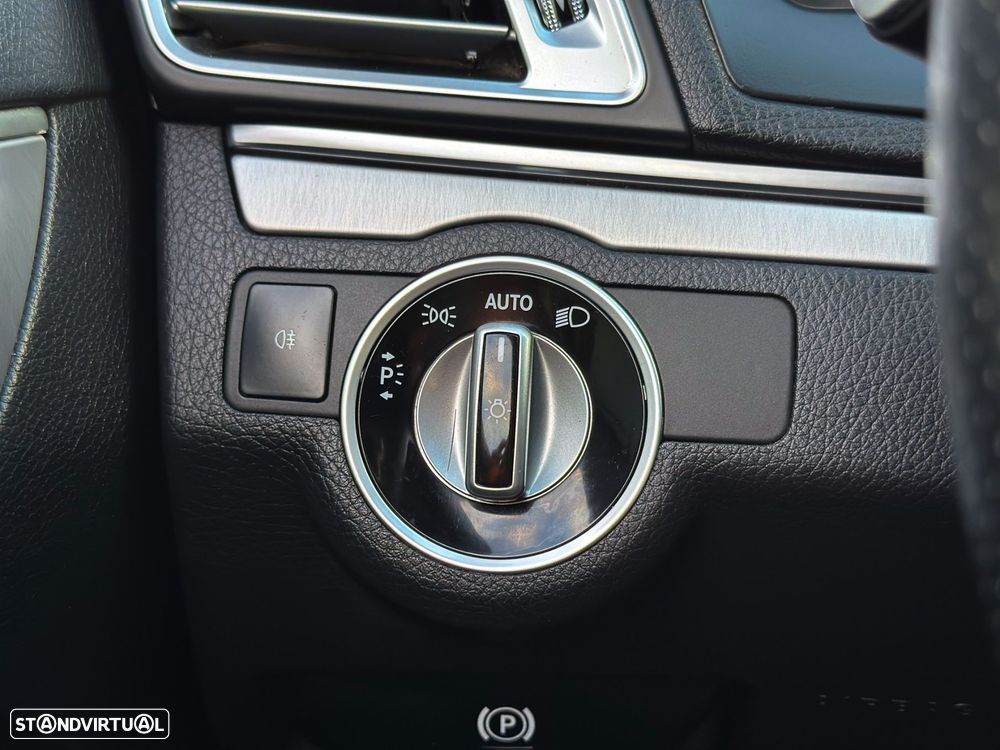 Mercedes-Benz E 220 CDI BlueEfficiency - 19