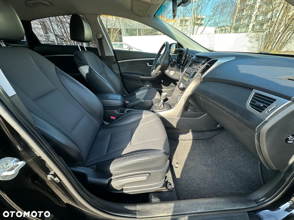 Hyundai i30 1.4 CRDi Intro Edition - 17