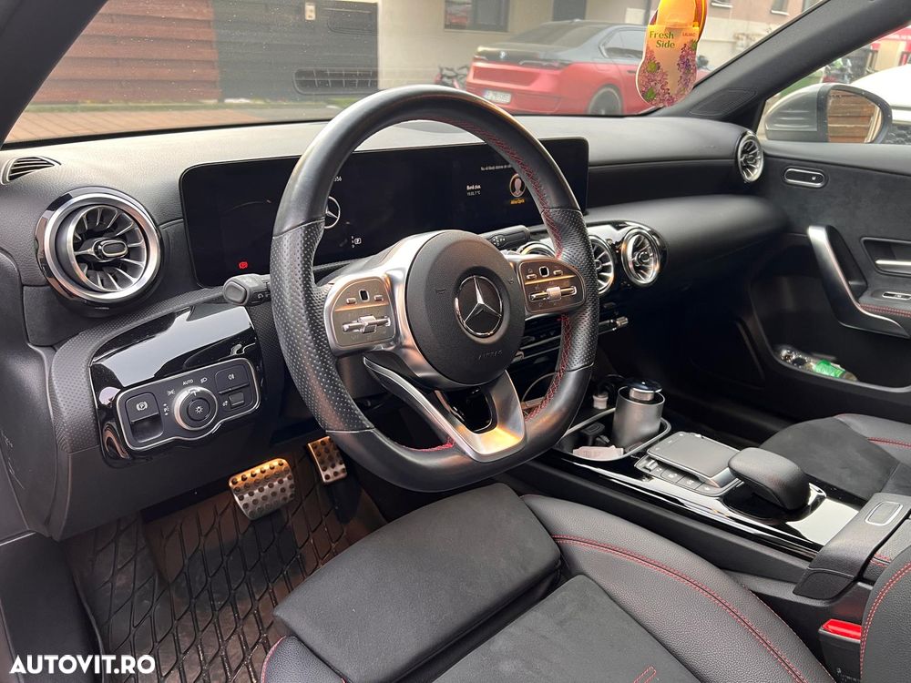 Mercedes-Benz A 200 7G-DCT AMG Line - 8