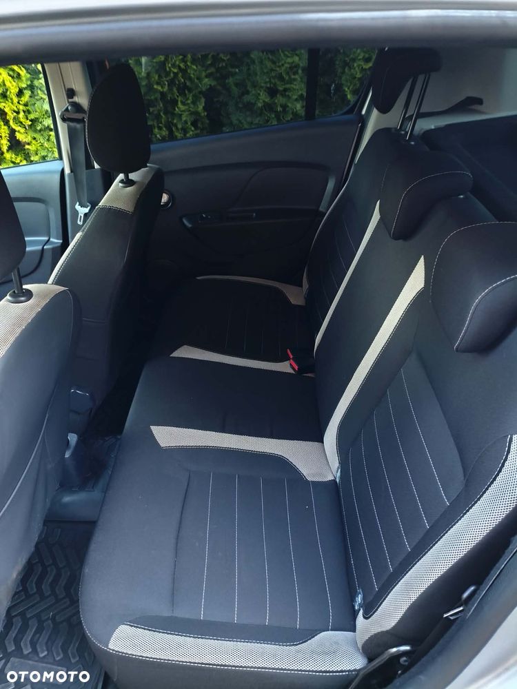 Dacia Sandero 0.9 TCe Laureate S&S EU6 - 8