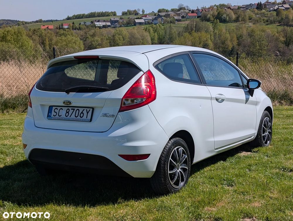Ford Fiesta 1.25 Trend Edition - 12