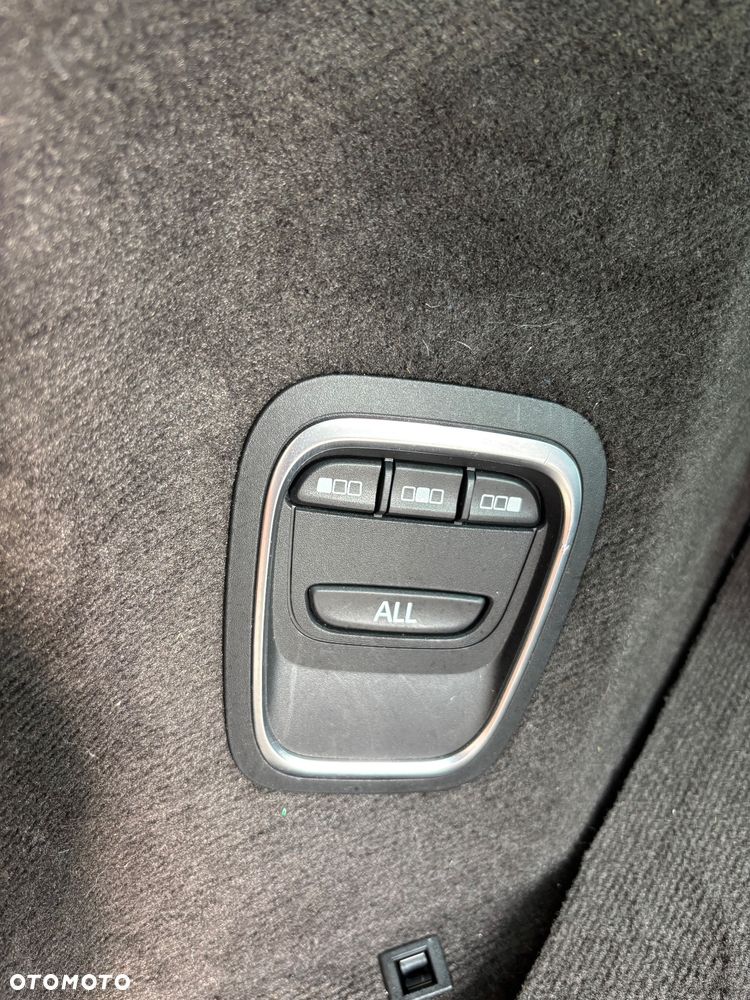 Renault Espace 1.6 dCi Energy Initiale Paris EDC - 34