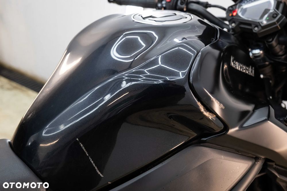 Kawasaki Z 900 - 22